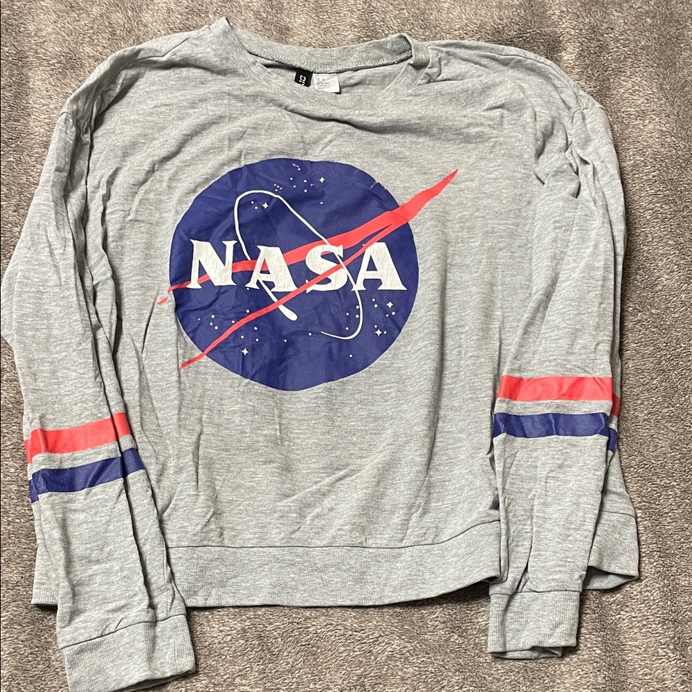 H&M Light Gray Tee